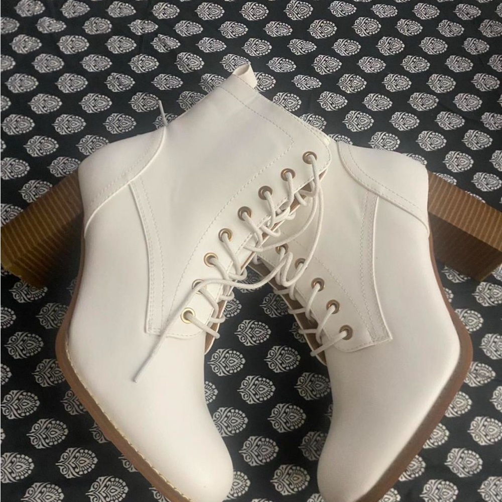 Women's Cream Ankle Boots